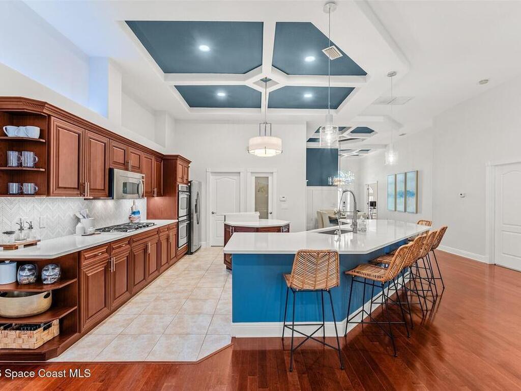 1807 Auburn Lakes Drive, Suntree, FL 32955