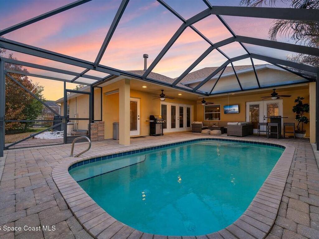 1807 Auburn Lakes Drive, Suntree, FL 32955