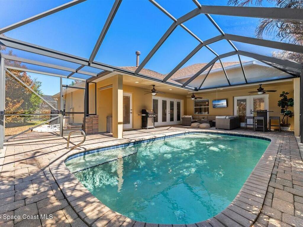 1807 Auburn Lakes Drive, Suntree, FL 32955