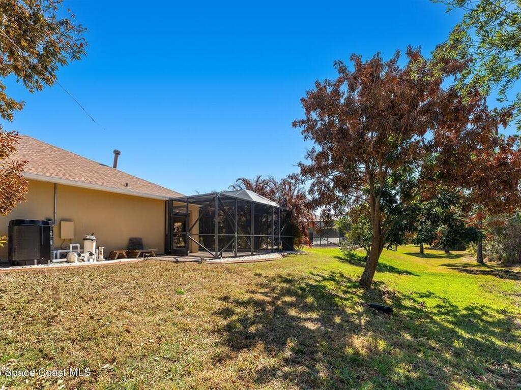 1807 Auburn Lakes Drive, Suntree, FL 32955