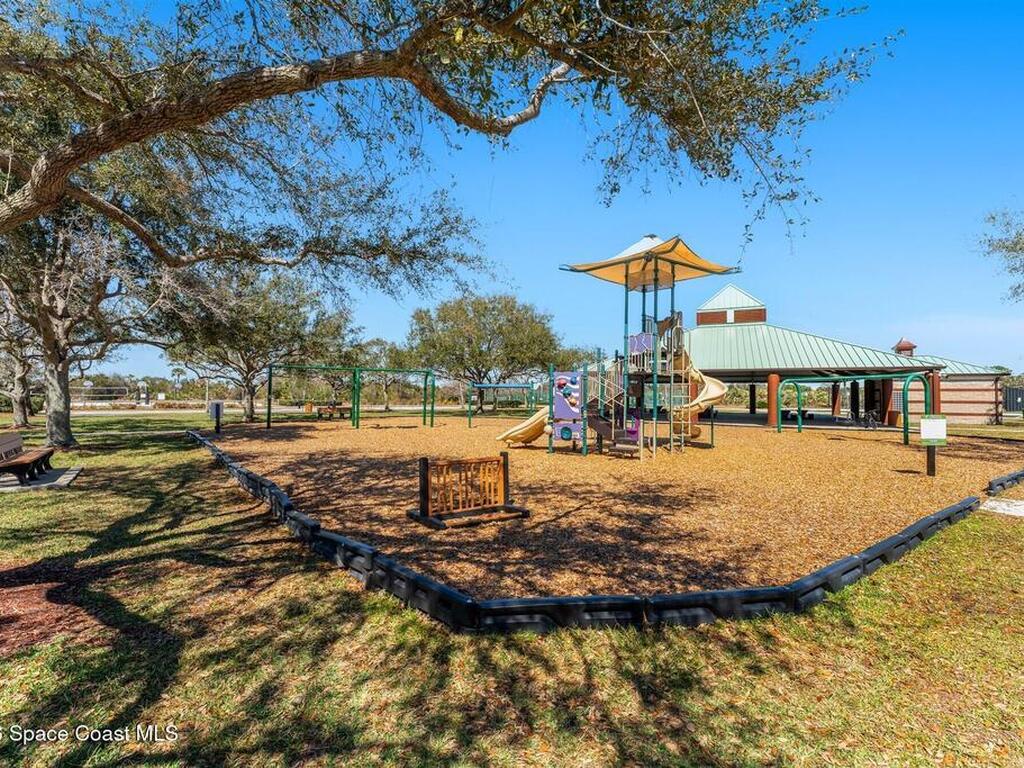 1807 Auburn Lakes Drive, Suntree, FL 32955