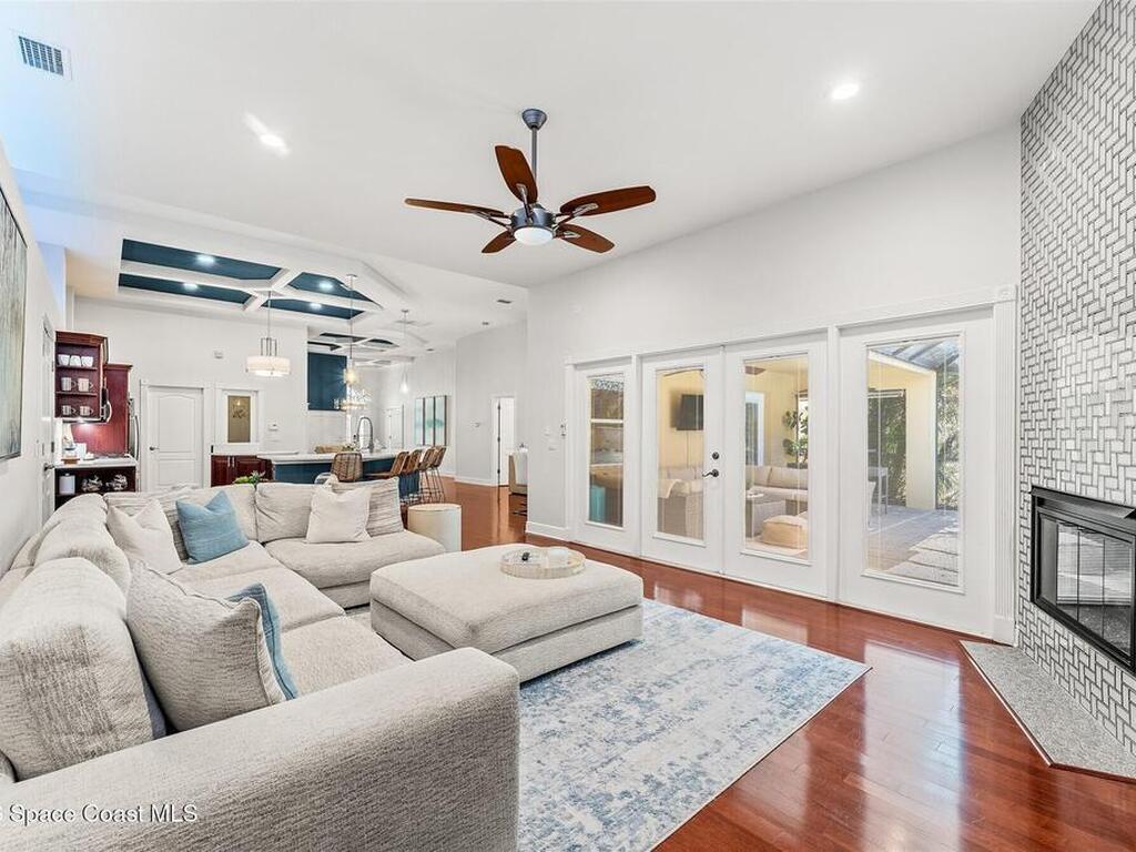 1807 Auburn Lakes Drive, Suntree, FL 32955