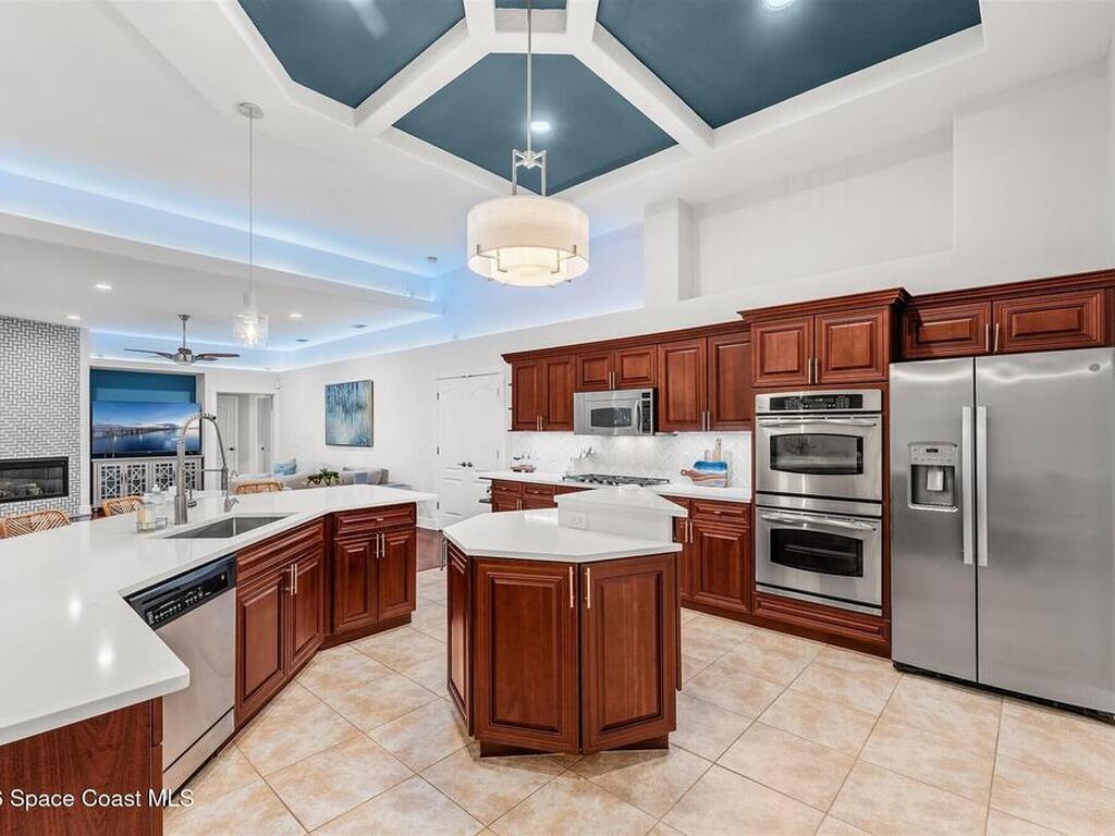 1807 Auburn Lakes Drive, Suntree, FL 32955