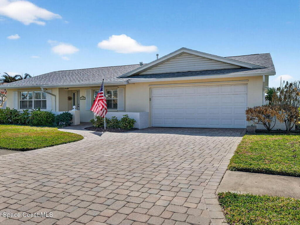 448 Saint Georges Court, Satellite Beach, FL 32937