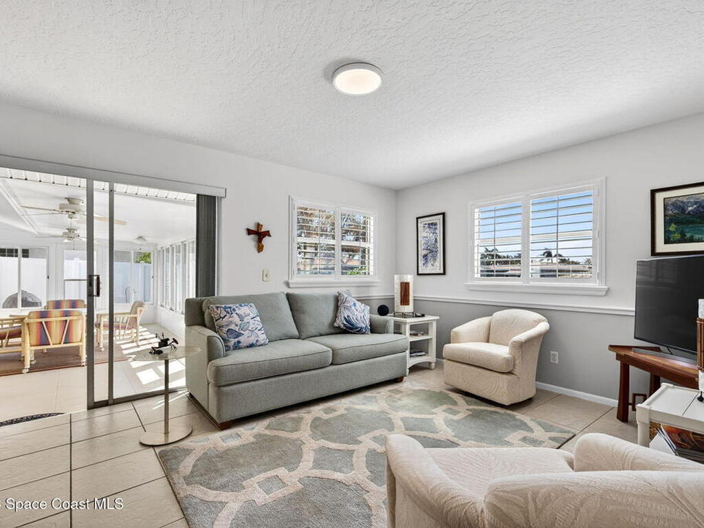 448 Saint Georges Court, Satellite Beach, FL 32937