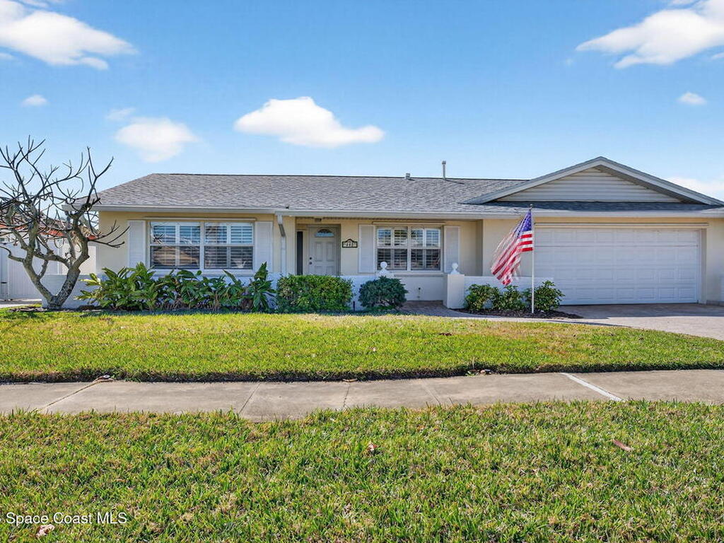 448 Saint Georges Court, Satellite Beach, FL 32937