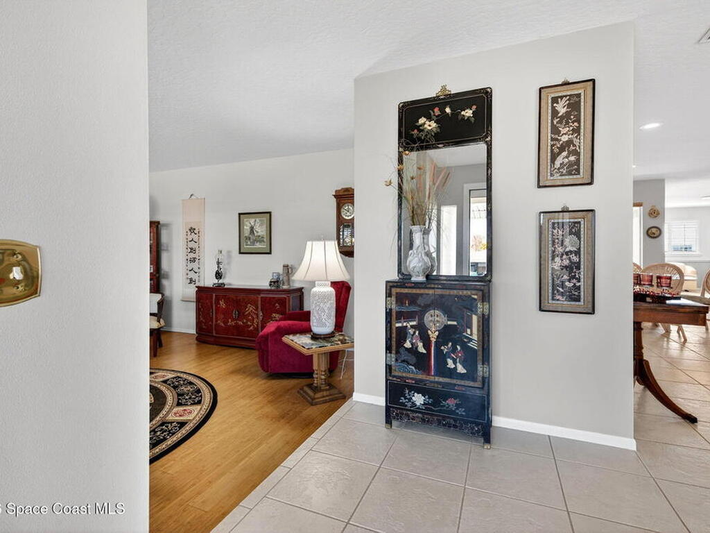448 Saint Georges Court, Satellite Beach, FL 32937