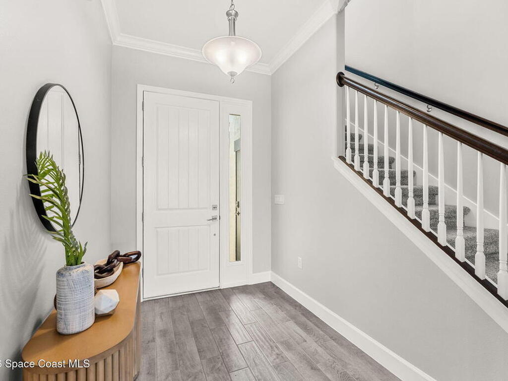 8206 Lyside Drive, Melbourne, FL 32940