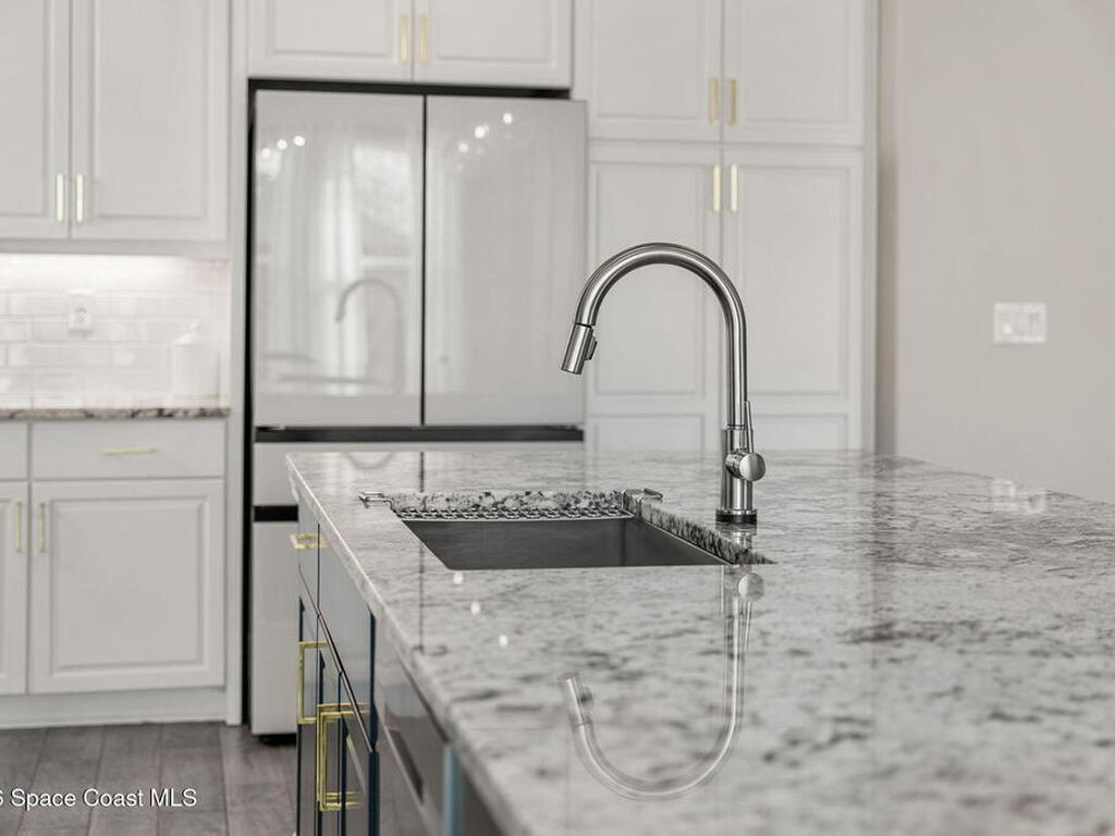 8206 Lyside Drive, Melbourne, FL 32940