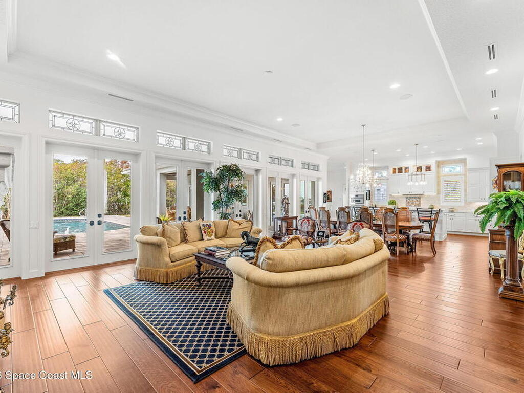 135 Lansing Island Drive, Indian Harbour Beach, FL 32937