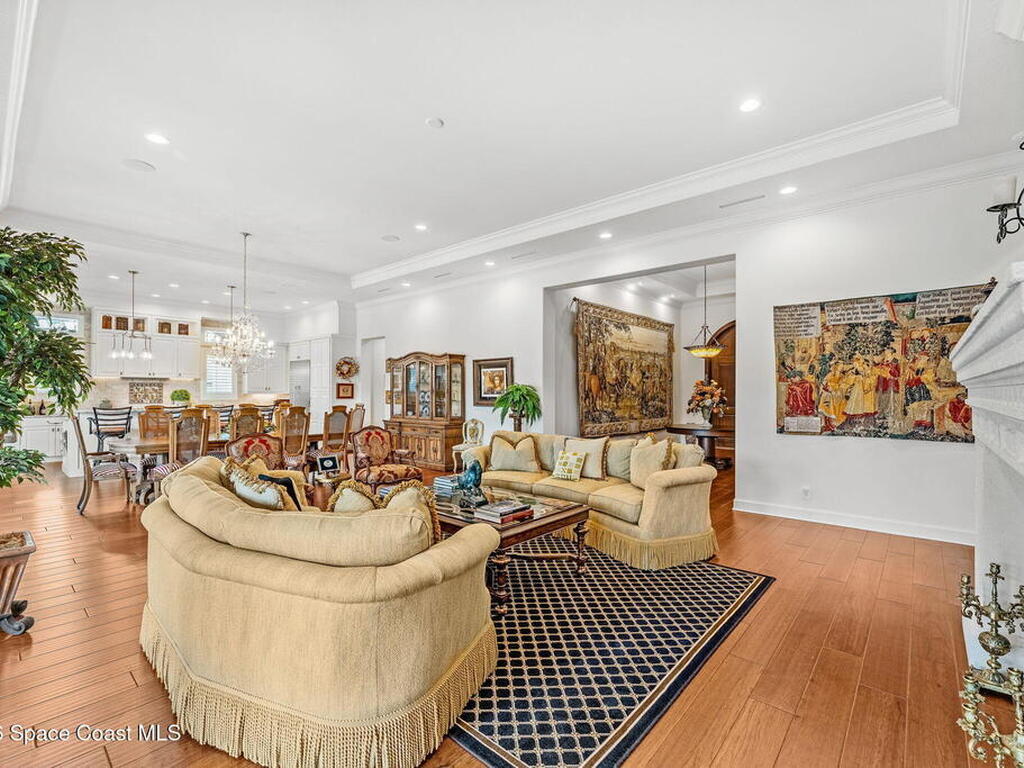 135 Lansing Island Drive, Indian Harbour Beach, FL 32937