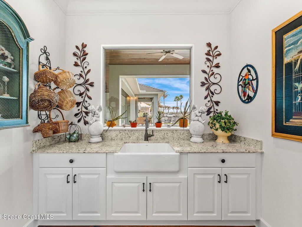 135 Lansing Island Drive, Indian Harbour Beach, FL 32937