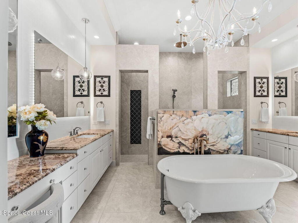 135 Lansing Island Drive, Indian Harbour Beach, FL 32937