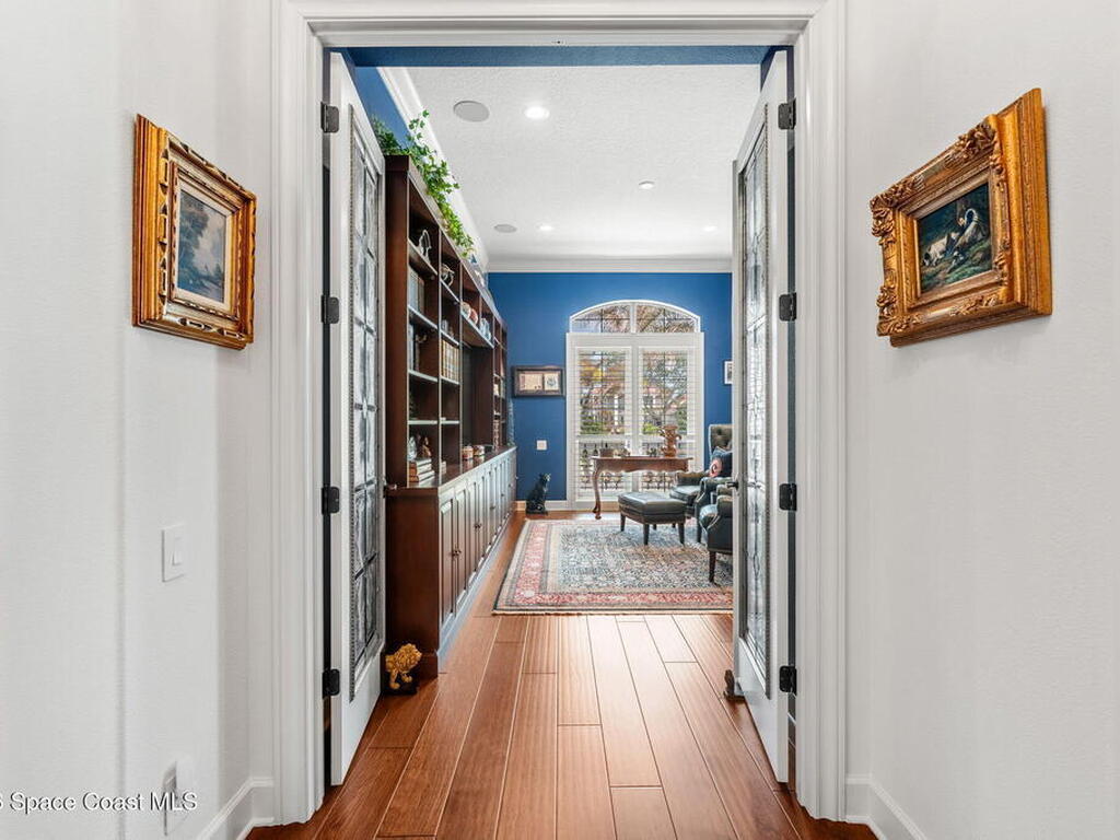 135 Lansing Island Drive, Indian Harbour Beach, FL 32937