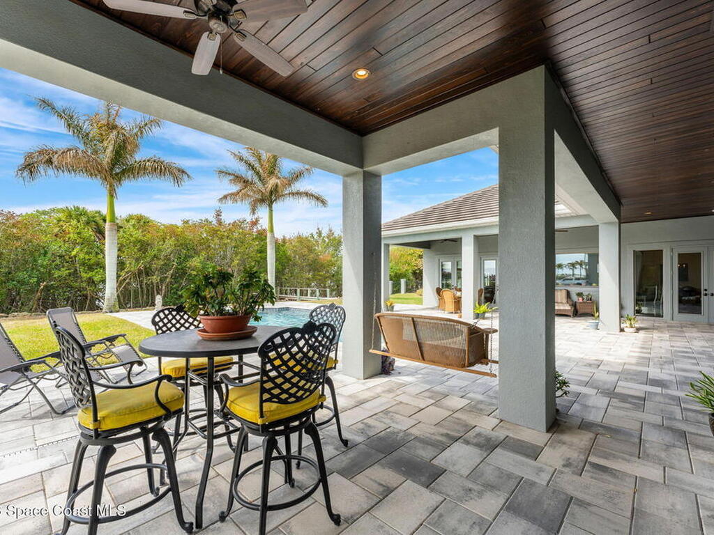 135 Lansing Island Drive, Indian Harbour Beach, FL 32937