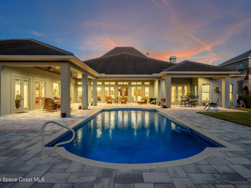 135 Lansing Island Drive, Indian Harbour Beach, FL 32937