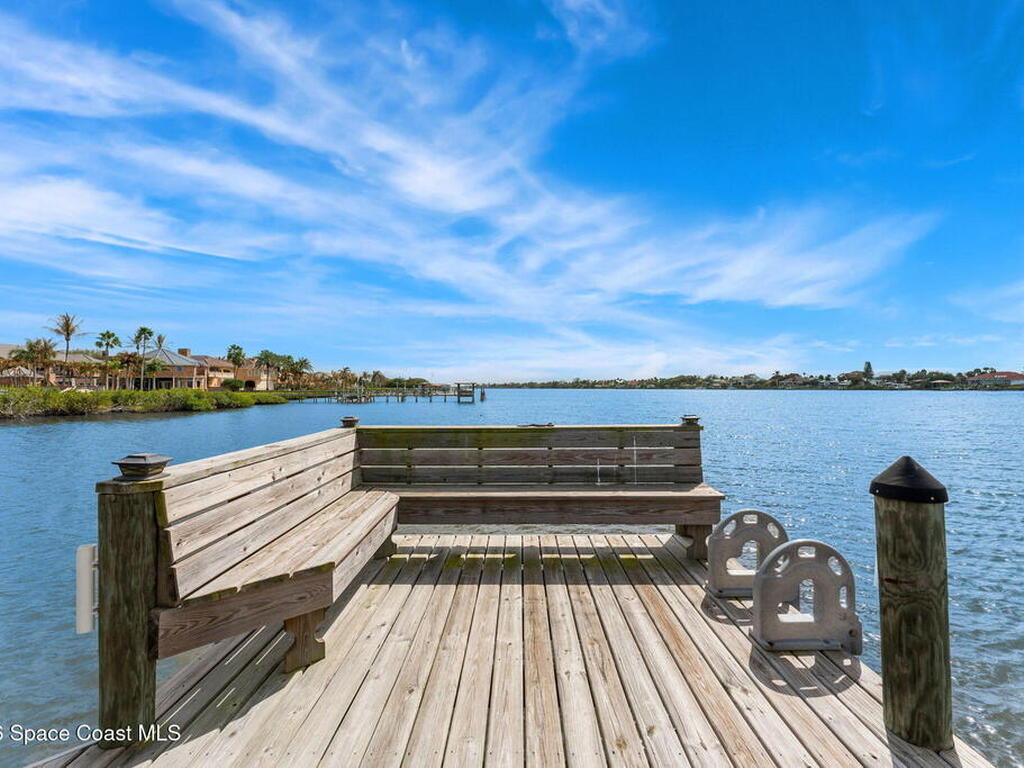 135 Lansing Island Drive, Indian Harbour Beach, FL 32937