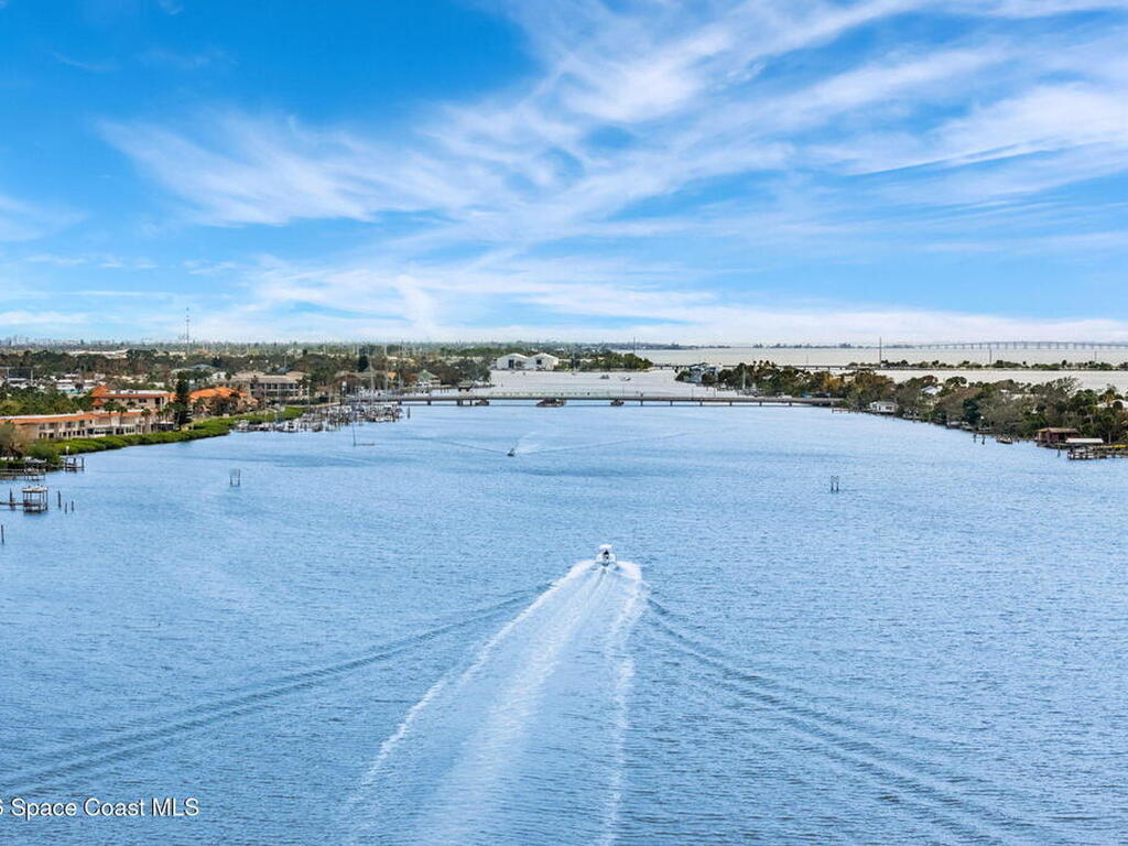 135 Lansing Island Drive, Indian Harbour Beach, FL 32937