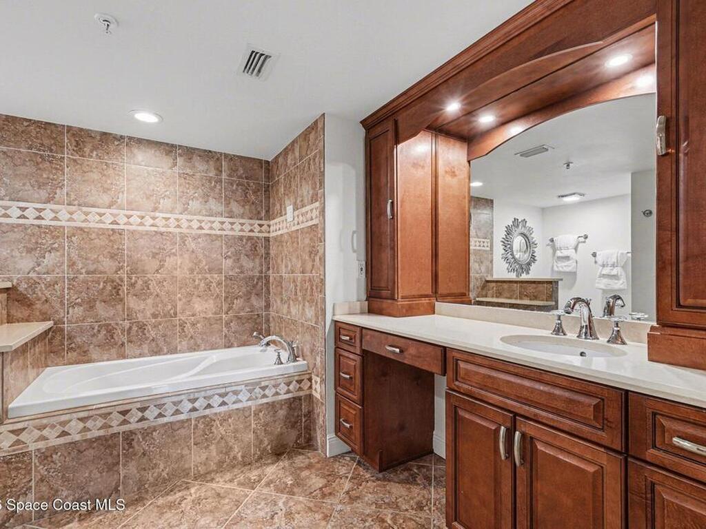 8700 Ridgewood Avenue, Cape Canaveral, FL 32920