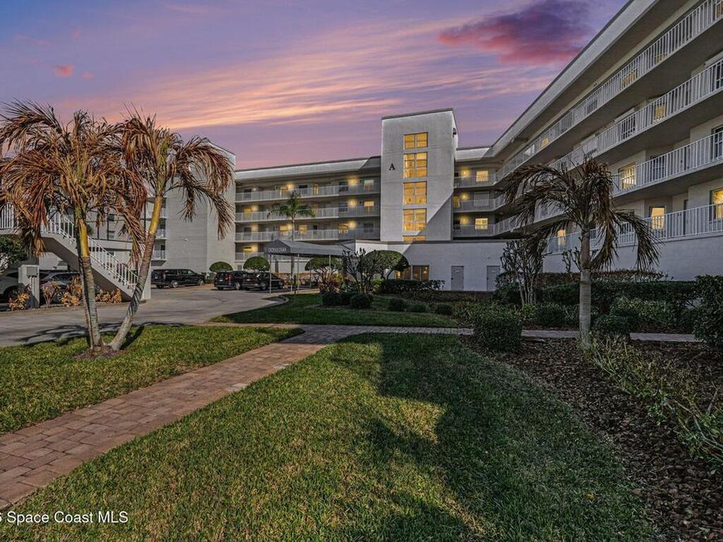 8700 Ridgewood Avenue, Cape Canaveral, FL 32920