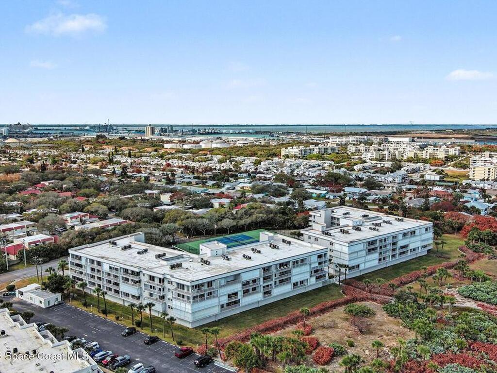 8700 Ridgewood Avenue, Cape Canaveral, FL 32920