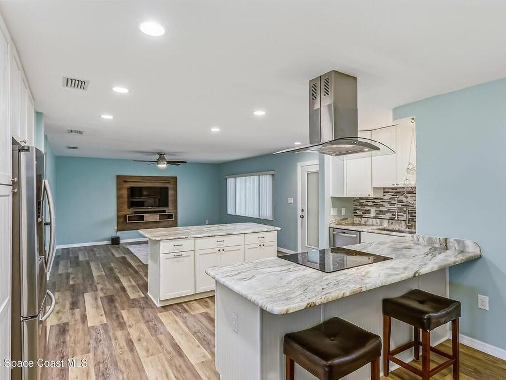 456 Barrello Lane, Cocoa Beach, FL 32931