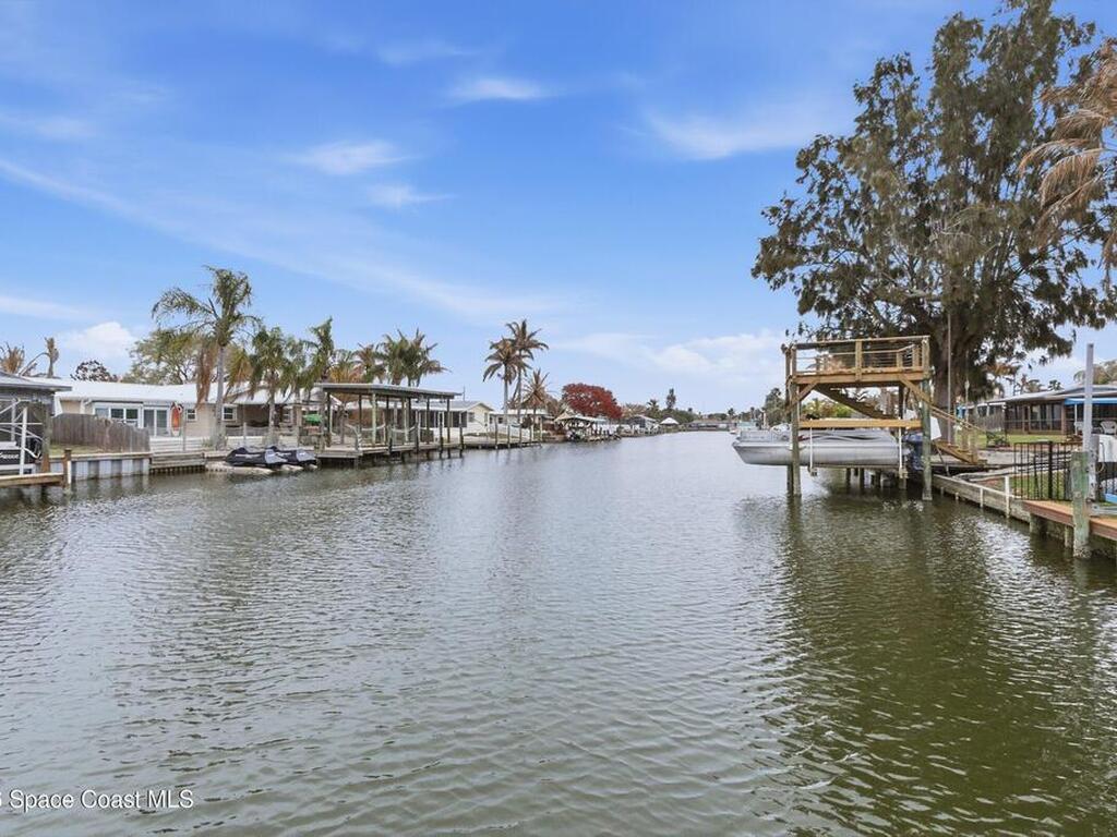 456 Barrello Lane, Cocoa Beach, FL 32931