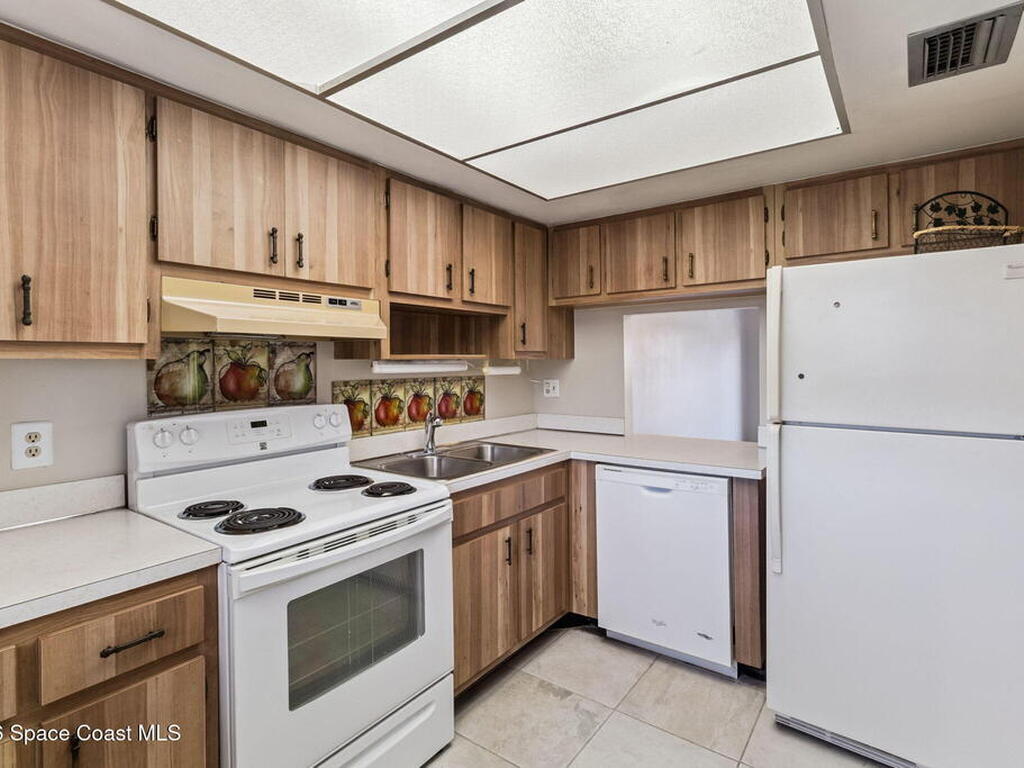 3150 N Harbor City Boulevard, Melbourne, FL 32935