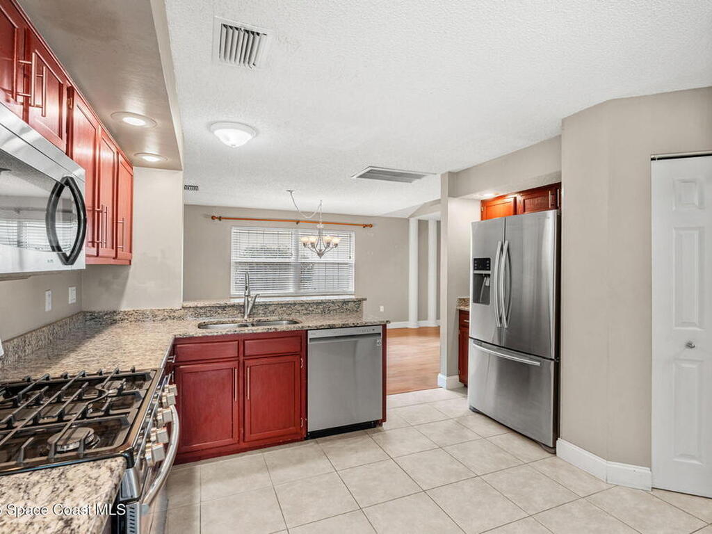 1792 Nicklaus Drive, Melbourne, FL 32935