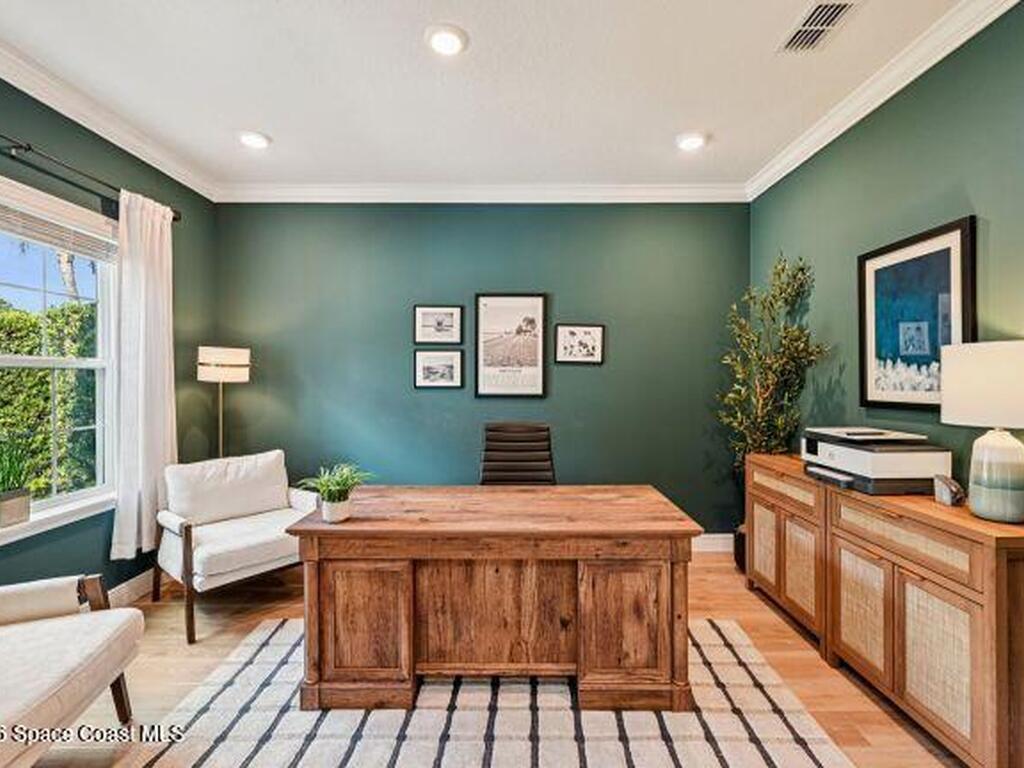 8746 103rd Avenue, Vero Beach, FL 32967