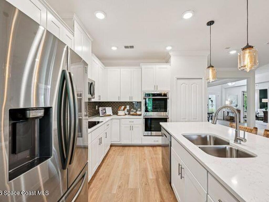 8746 103rd Avenue, Vero Beach, FL 32967