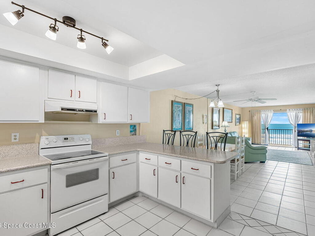 1251 S Atlantic Avenue, Cocoa Beach, FL 32931