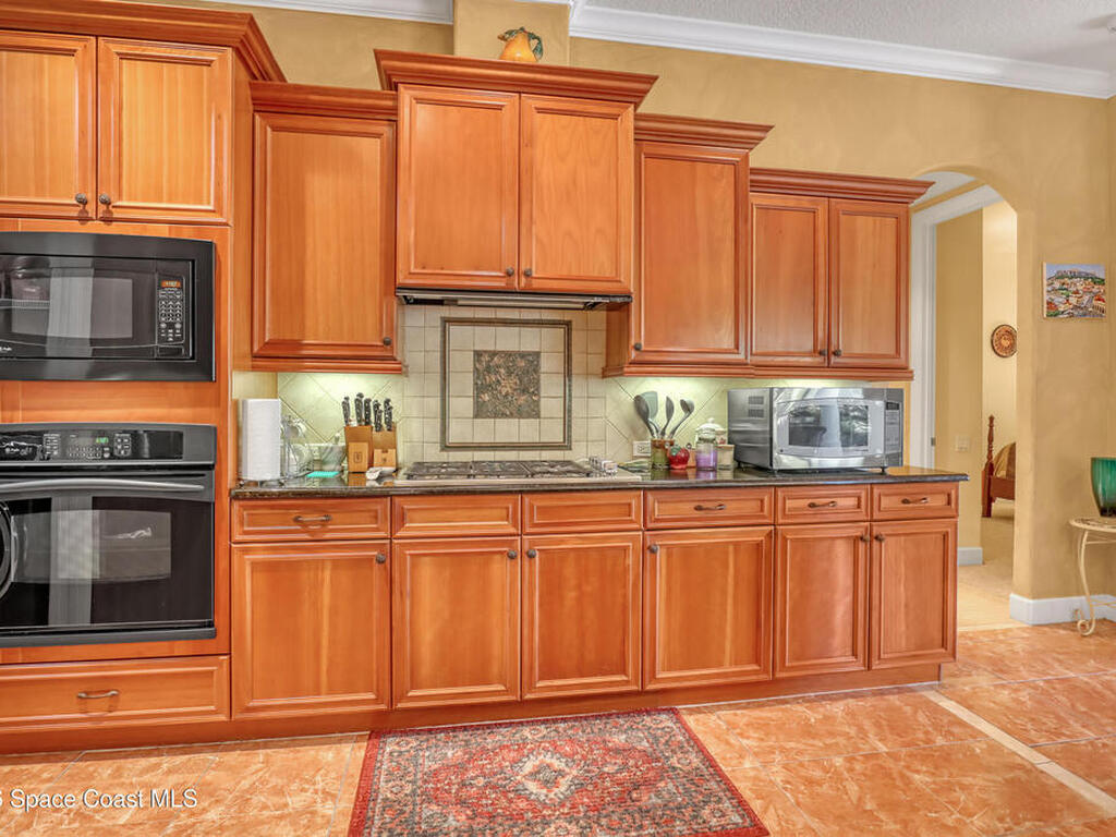 8252 Old Tramway Drive, Melbourne, FL 32940