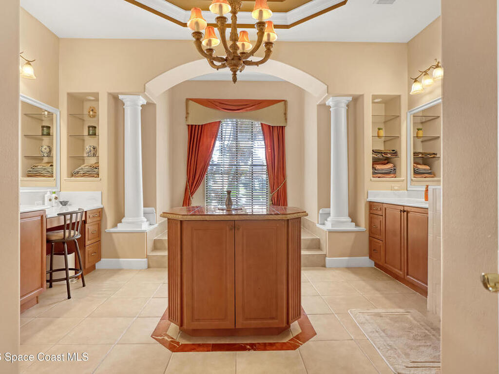 8252 Old Tramway Drive, Melbourne, FL 32940