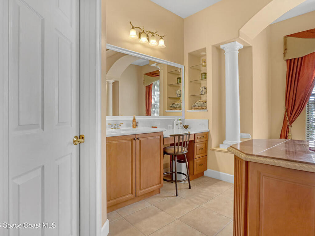 8252 Old Tramway Drive, Melbourne, FL 32940