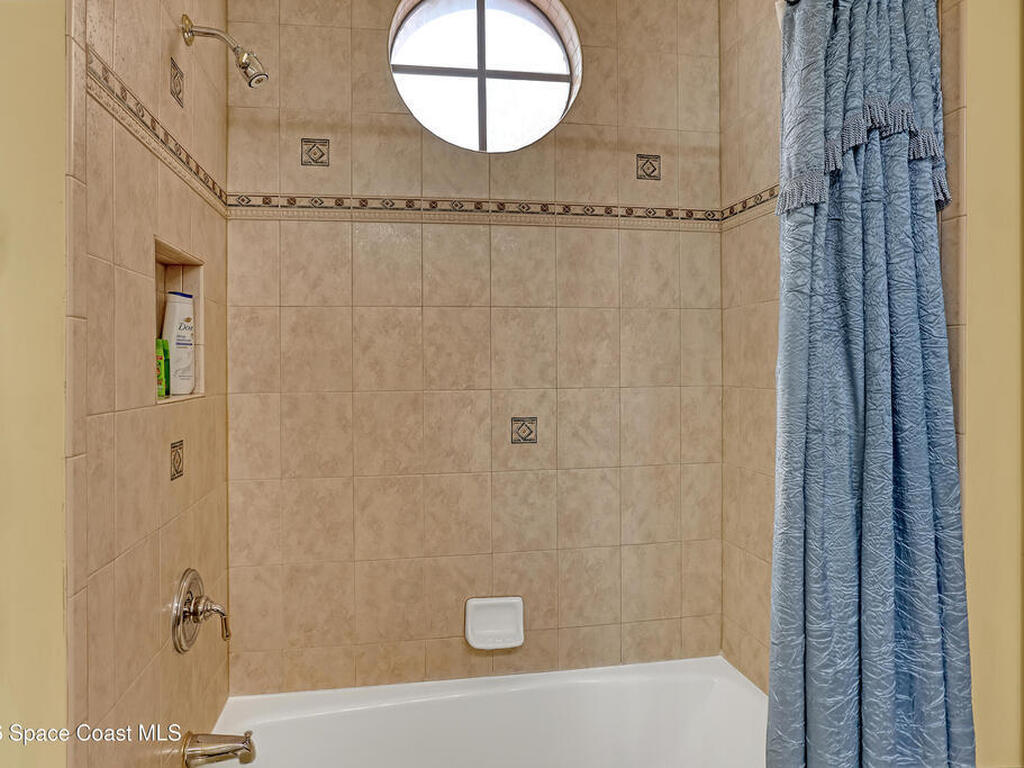 8252 Old Tramway Drive, Melbourne, FL 32940