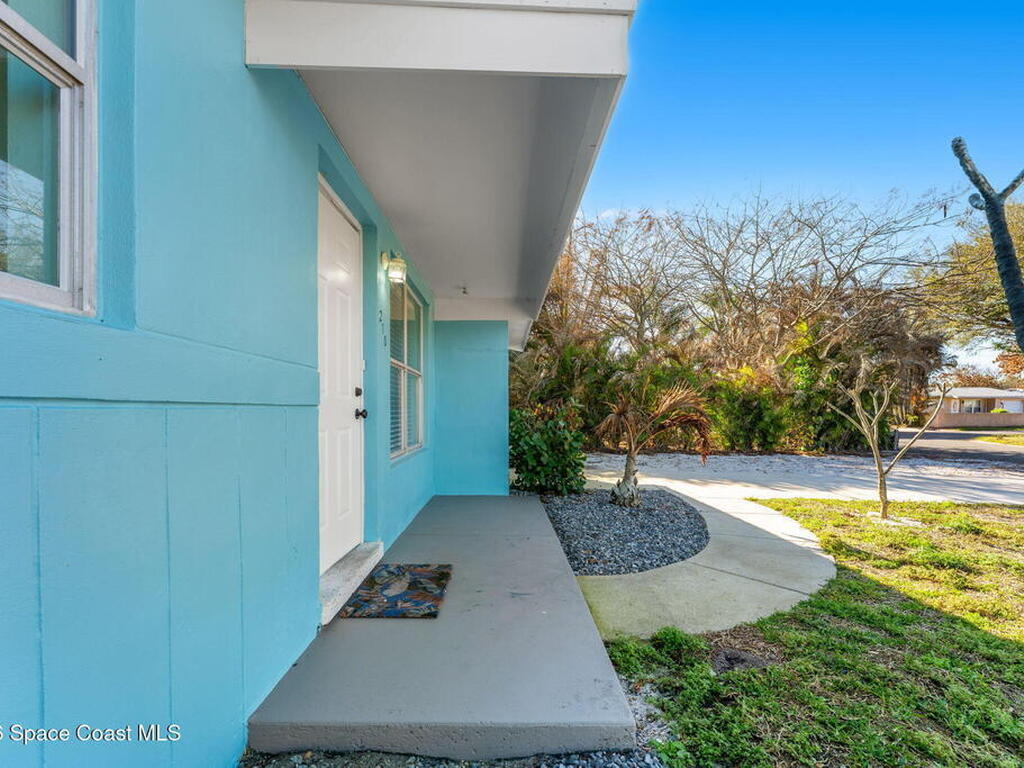 210 SE 1st Street, Satellite Beach, FL 32937