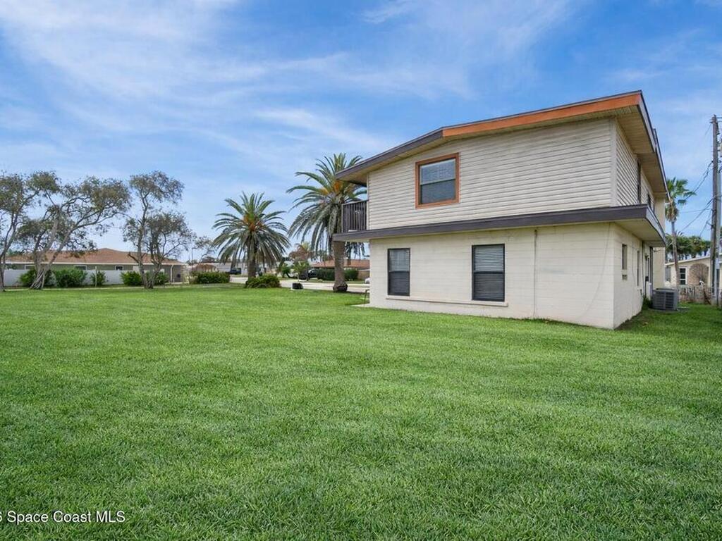 106 Sunrise Ave Avenue, Satellite Beach, FL 32937