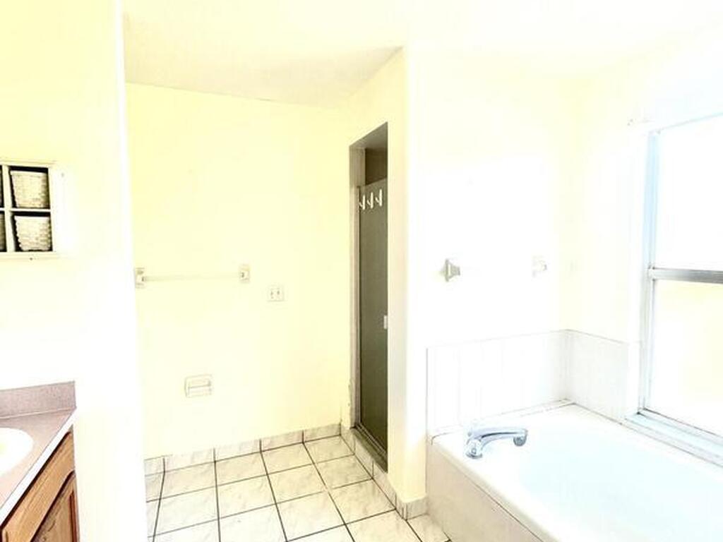 2630 Waring Lane, Malabar, FL 32950