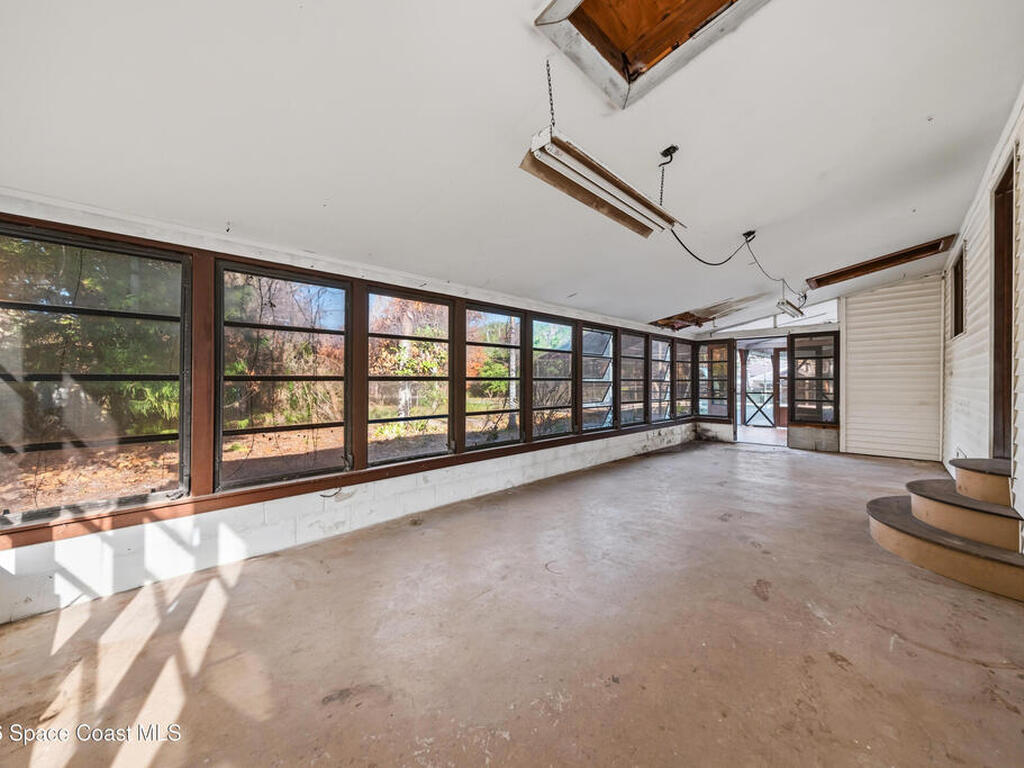 4301 Crooked Mile Road, Merritt Island, FL 32952