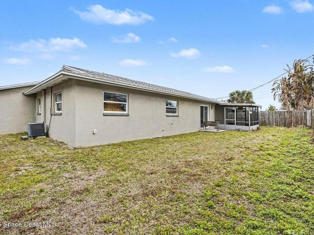 455 Riverside Avenue, Merritt Island, FL 32953