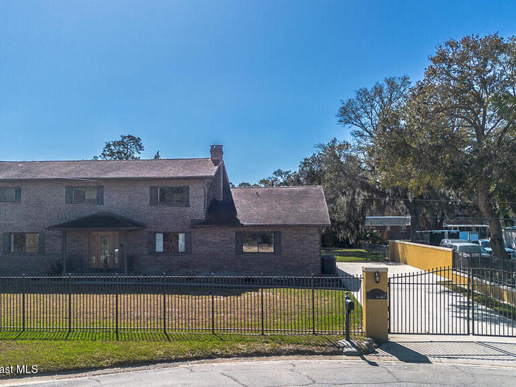 330 Sanchez Avenue, Ormond Beach, FL 32174