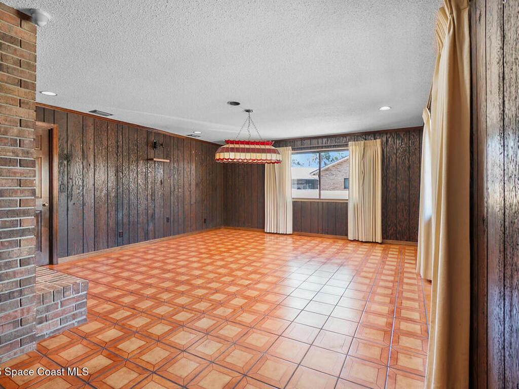 330 Sanchez Avenue, Ormond Beach, FL 32174
