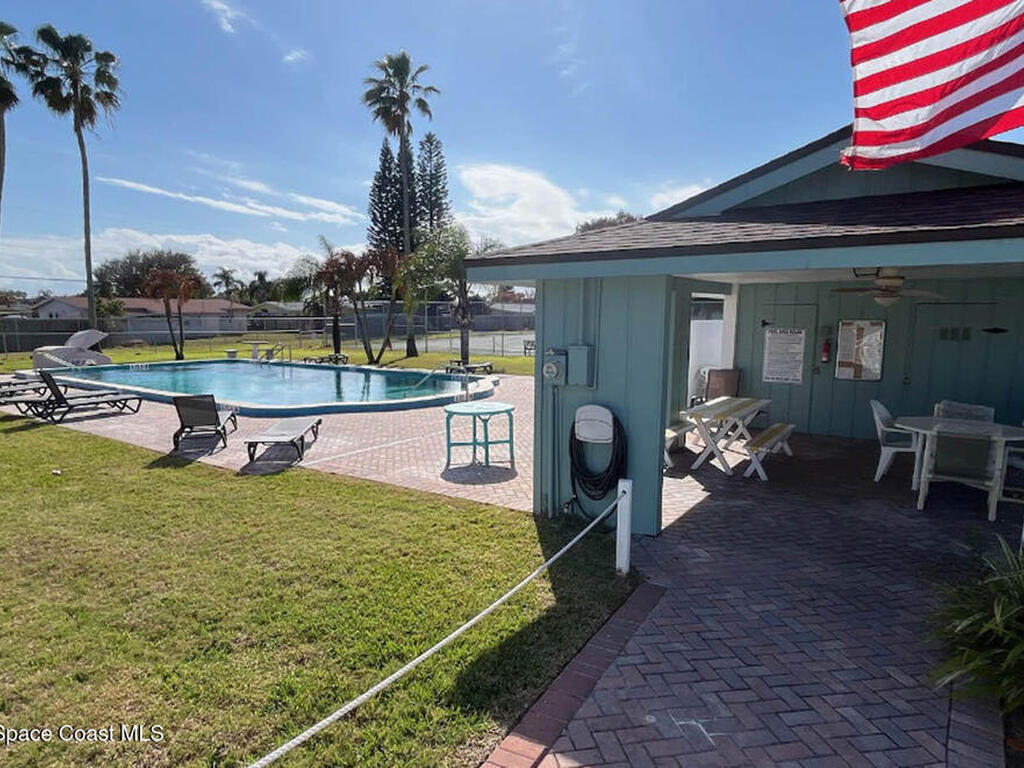 180 Queens Court, Satellite Beach, FL 32937