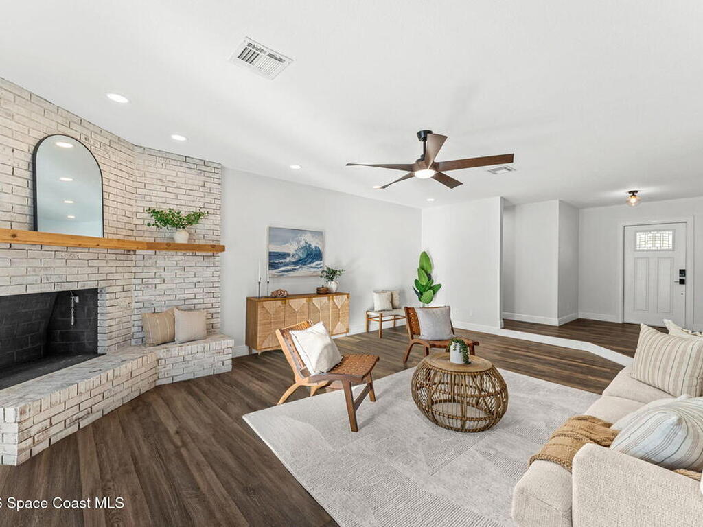 300 Oak Street, Melbourne Beach, FL 32951