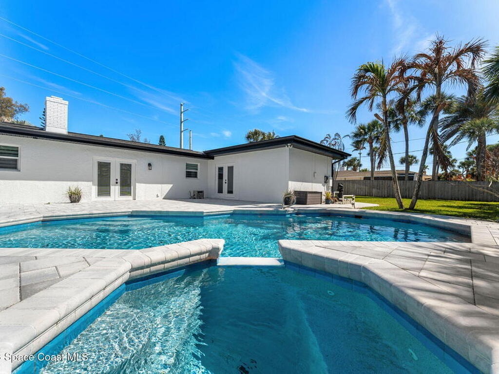 300 Oak Street, Melbourne Beach, FL 32951