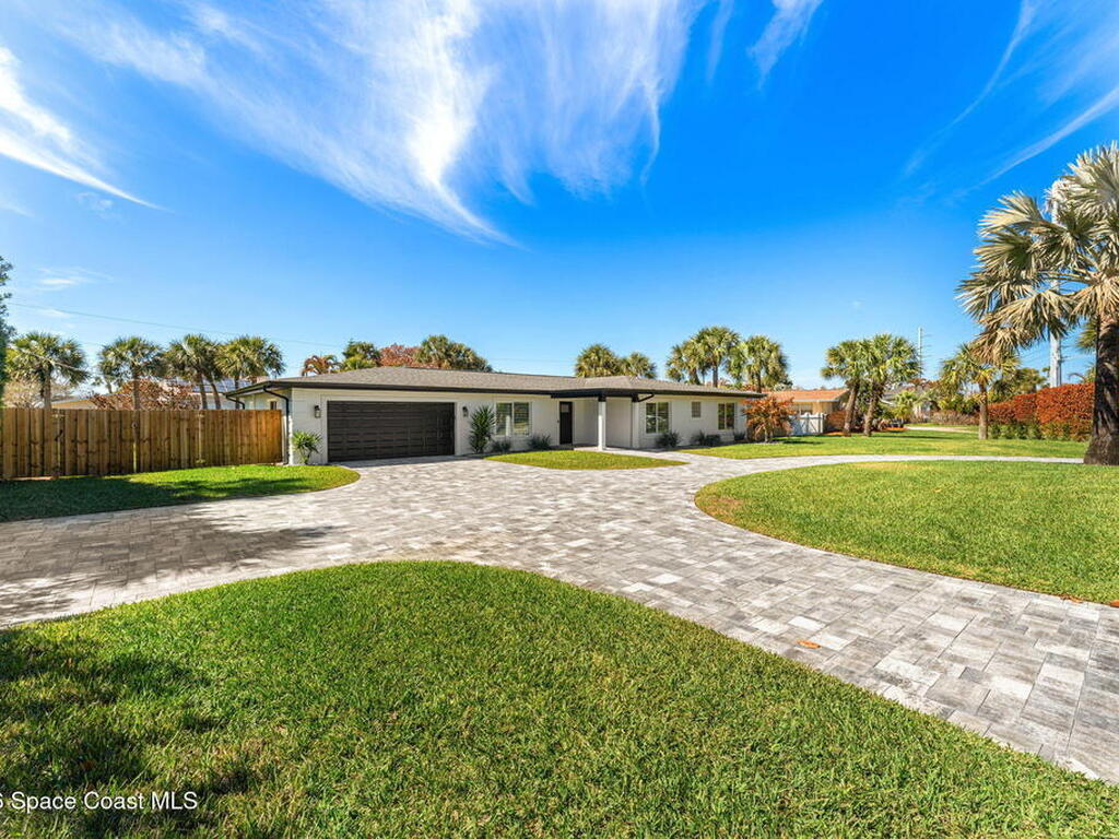 300 Oak Street, Melbourne Beach, FL 32951