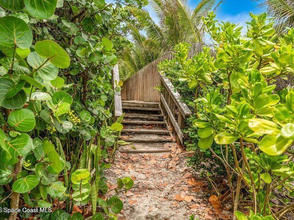 300 Oak Street, Melbourne Beach, FL 32951