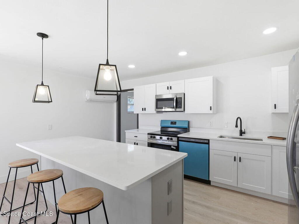 255 Magnolia Street, Satellite Beach, FL 32937