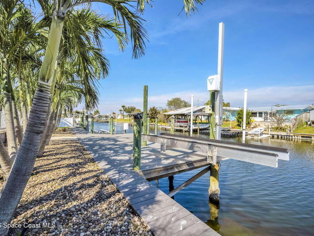 380 Artemis Boulevard, Merritt Island, FL 32953